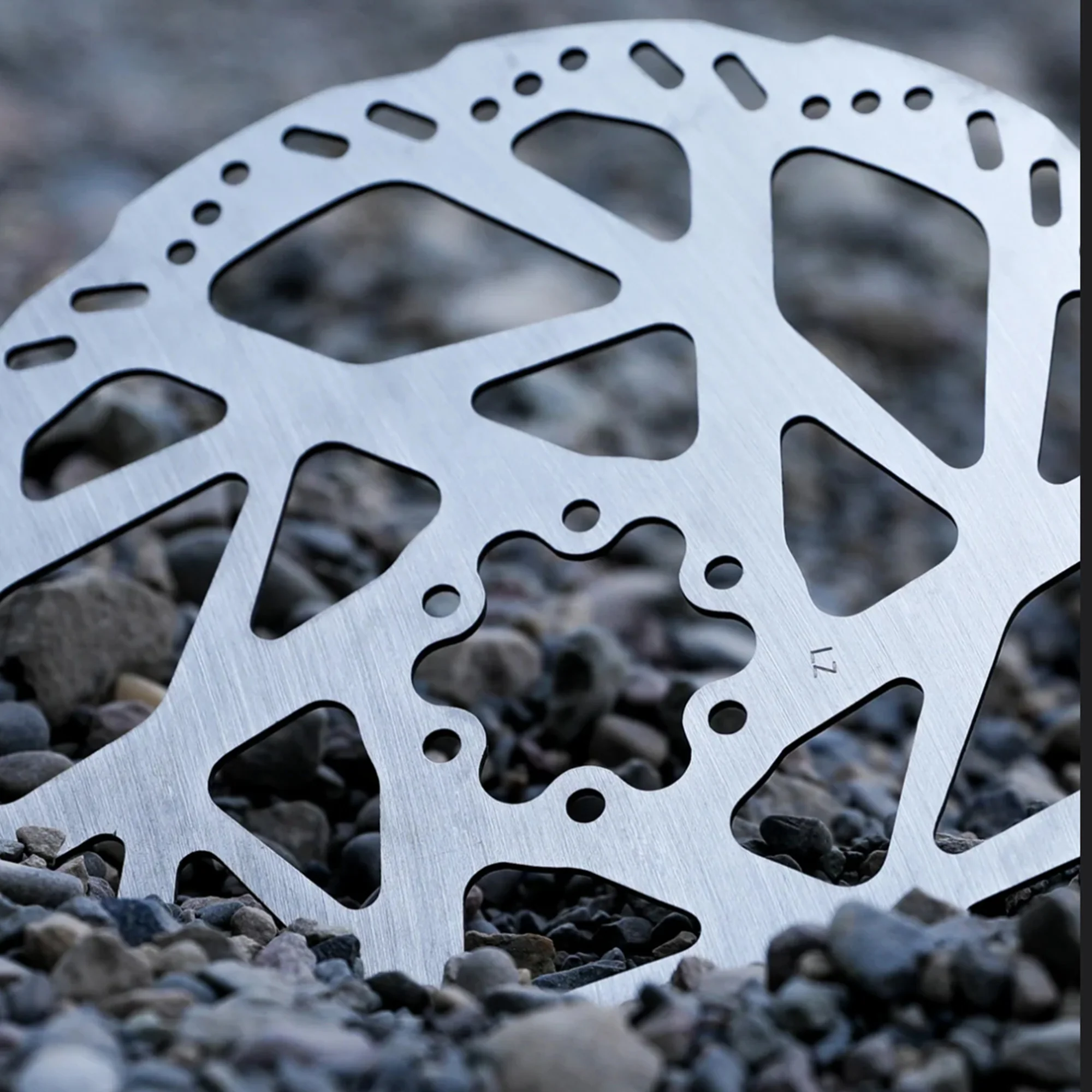 Disque de Frein Arrière renforcé 203mm / SUR-RON Light Bee - Image 3