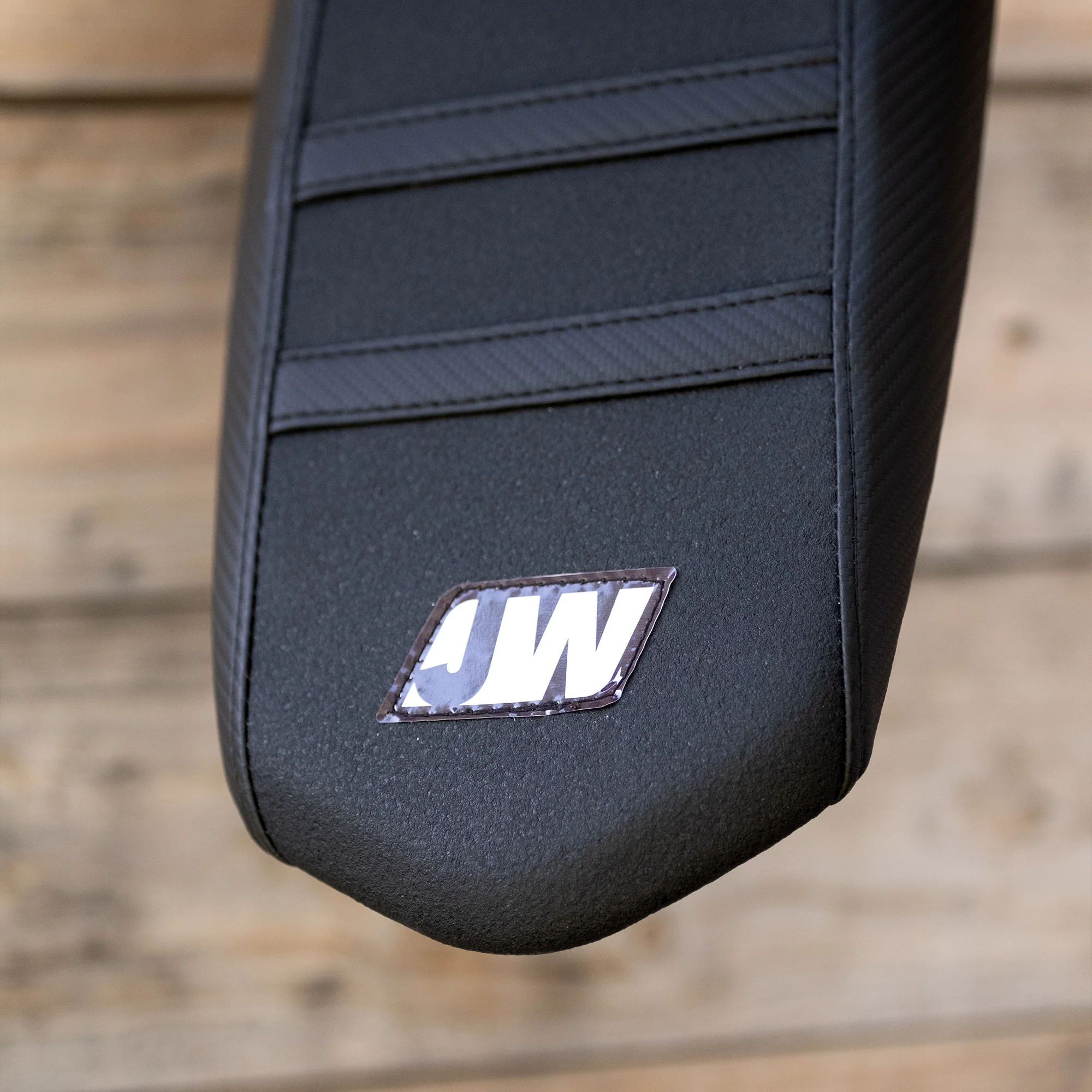 Housse de Selle Personnalisée / SUR-RON Ultra Bee - Image 4