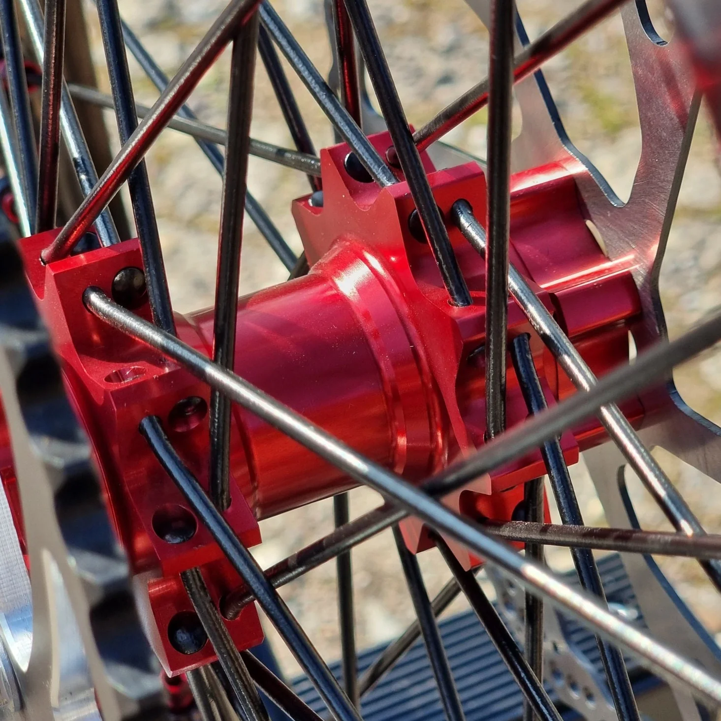 Roue Arrière WARP 9 / SUR-RON Light Bee et TALARIA Sting - Image 10